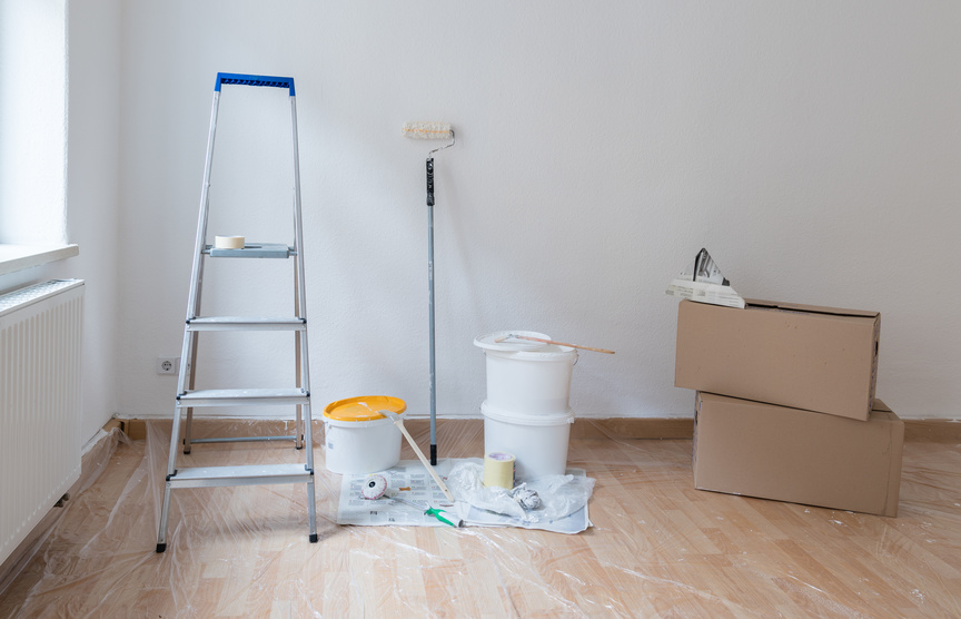 Bild zum Ratgeber Vor dem Streichen – Wann muss man eine Tapete grundieren?