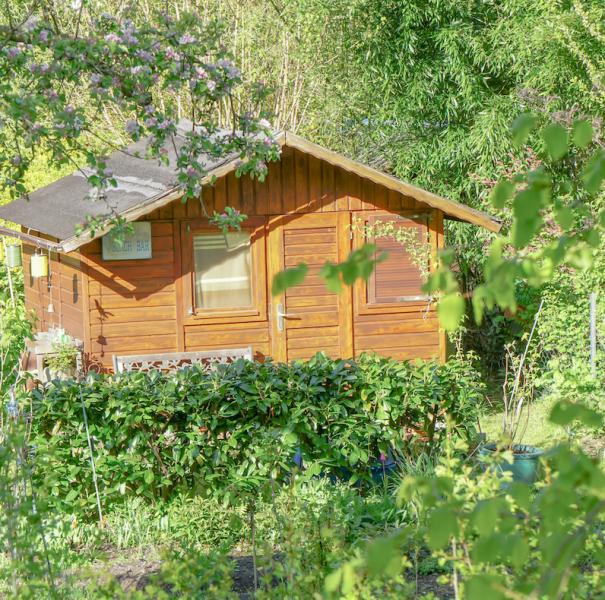 Bild zum Ratgeber Gartenhäuser kauft man am besten im Winter