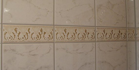 Bild zum Ratgeber Zum Fliesen verlegen die nötige Fachkenntnis haben