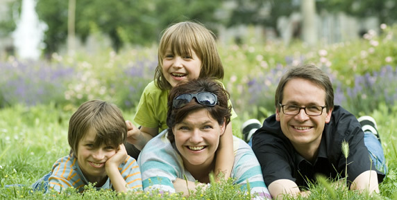 Bild zum Ratgeber Gärtnern macht auch Kindern Spaß