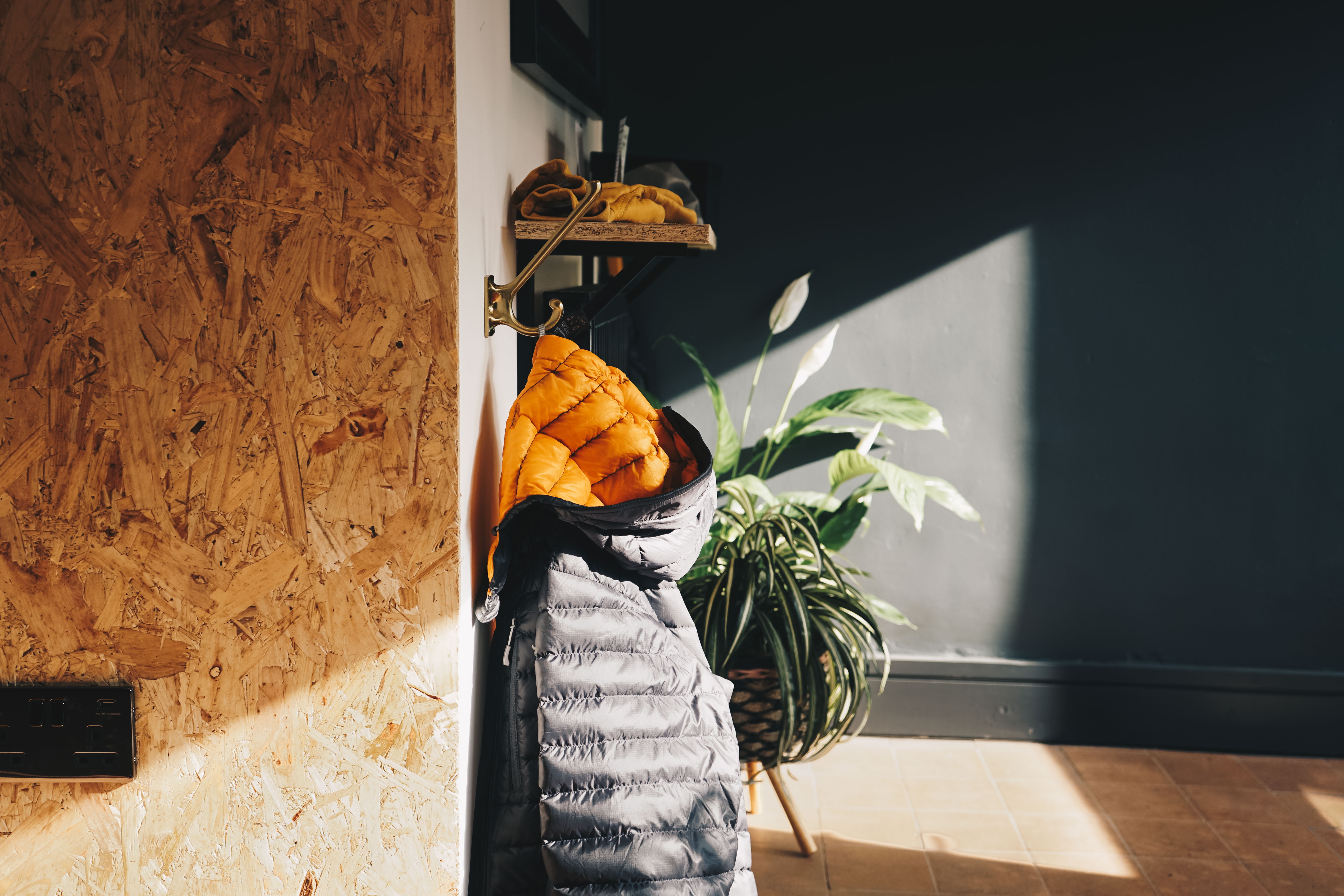 Bild zum Ratgeber Neu bei OSB-Platten – was sind die Einsatzmöglichkeiten von Grobspanplatten?