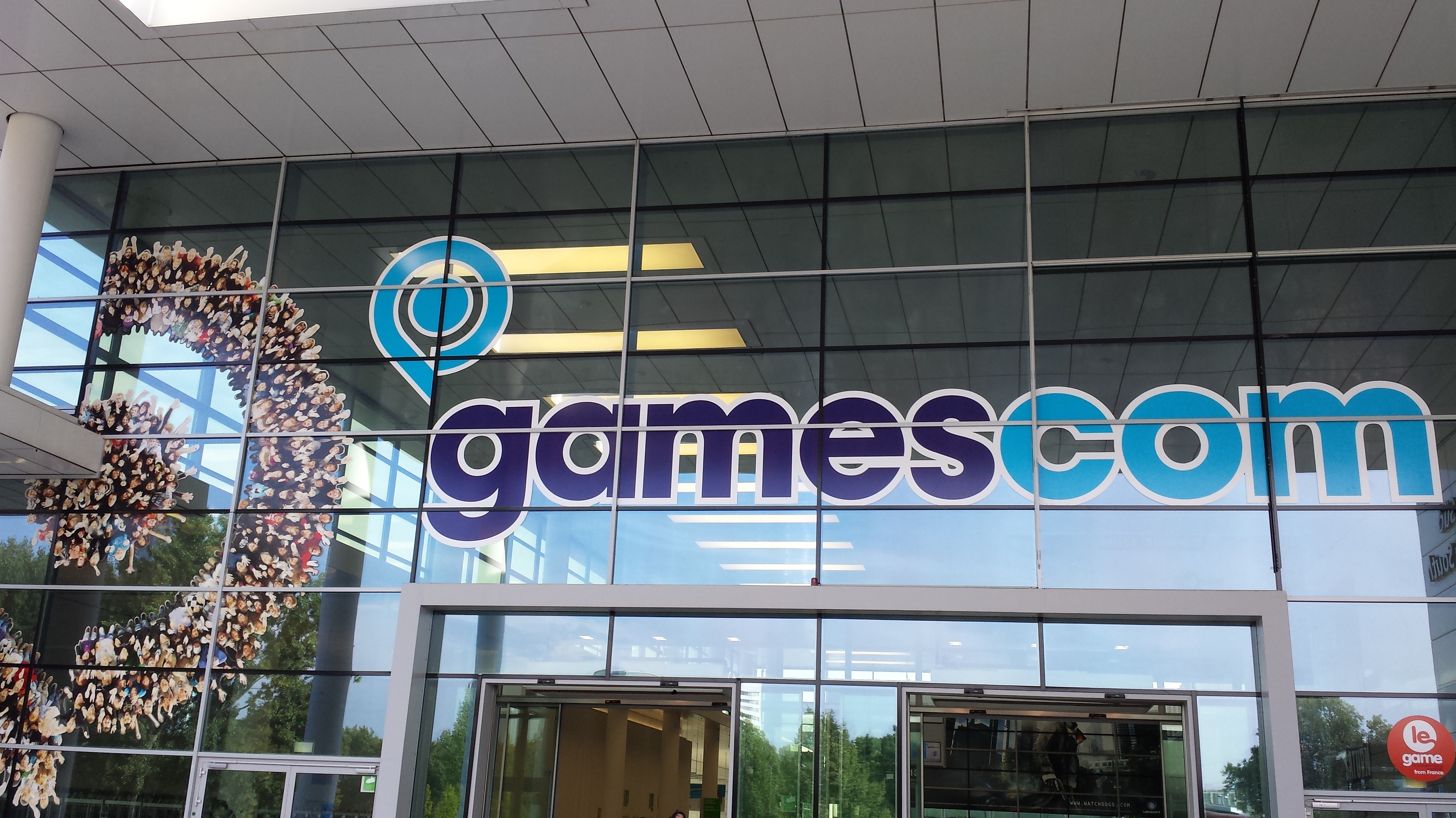 Gamescom - Südeingang der Koelnmesse