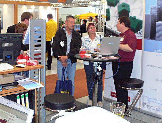 Bild zur News-Meldung TerraMag präsentiert wunschgrundstück.de auf der KomCom Süd