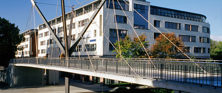 Bad Homburg vor der Höhe, Brücke bei Tag