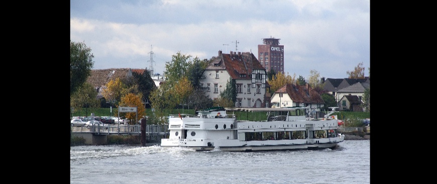 Rüsselsheim, Stadt am Main